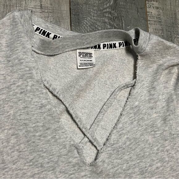Victoria’s Secret PINK Gray Cutout Raw Edge Oversized Logo Fleece Sweatshirt S - Picture 9 of 10